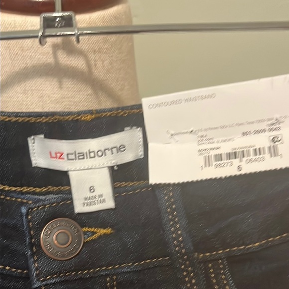 Liz Claiborne Dark Indigo Straight Leg Jeans - Picture 6 of 7